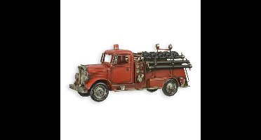 A TIN MODEL OF A FIRETRUCK