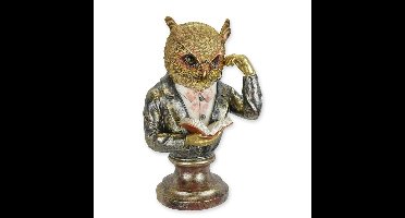 A RESIN BUST OF THE WISE OWL