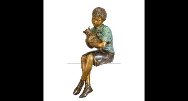 A BRONZE SCULPTURE OF A GIRL HOLDING HER CAT