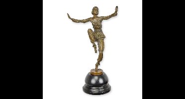 A BRONZE SCULPTURE OF SCHEHERAZADE