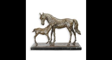 A BRONZE SCULPTURE OF A HORSE AND FOAL