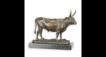 A BRONZE SCULPTURE OF A BULL