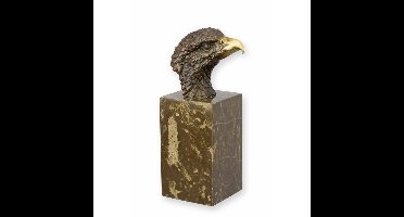 A BRONZE SCULPTURE OF AN EAGLE HEAD