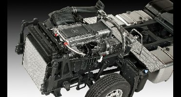 Revell 1/24 Mercedes-Benz Actros MP4