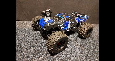 Tweedehands Team Corally Kagama brushless truggy RTR - Blauw