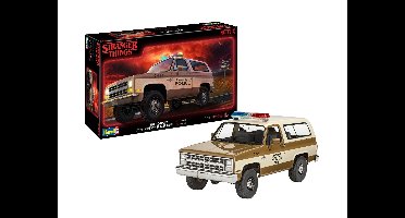 Revell 1/25 Stranger Things Jim Hopper's Chevy Blazer K5™ (67724)